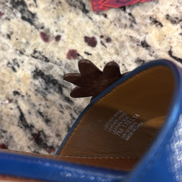 Tory Burch Neptune pineapple flat all leather slide sandals - Picture 12 of 13